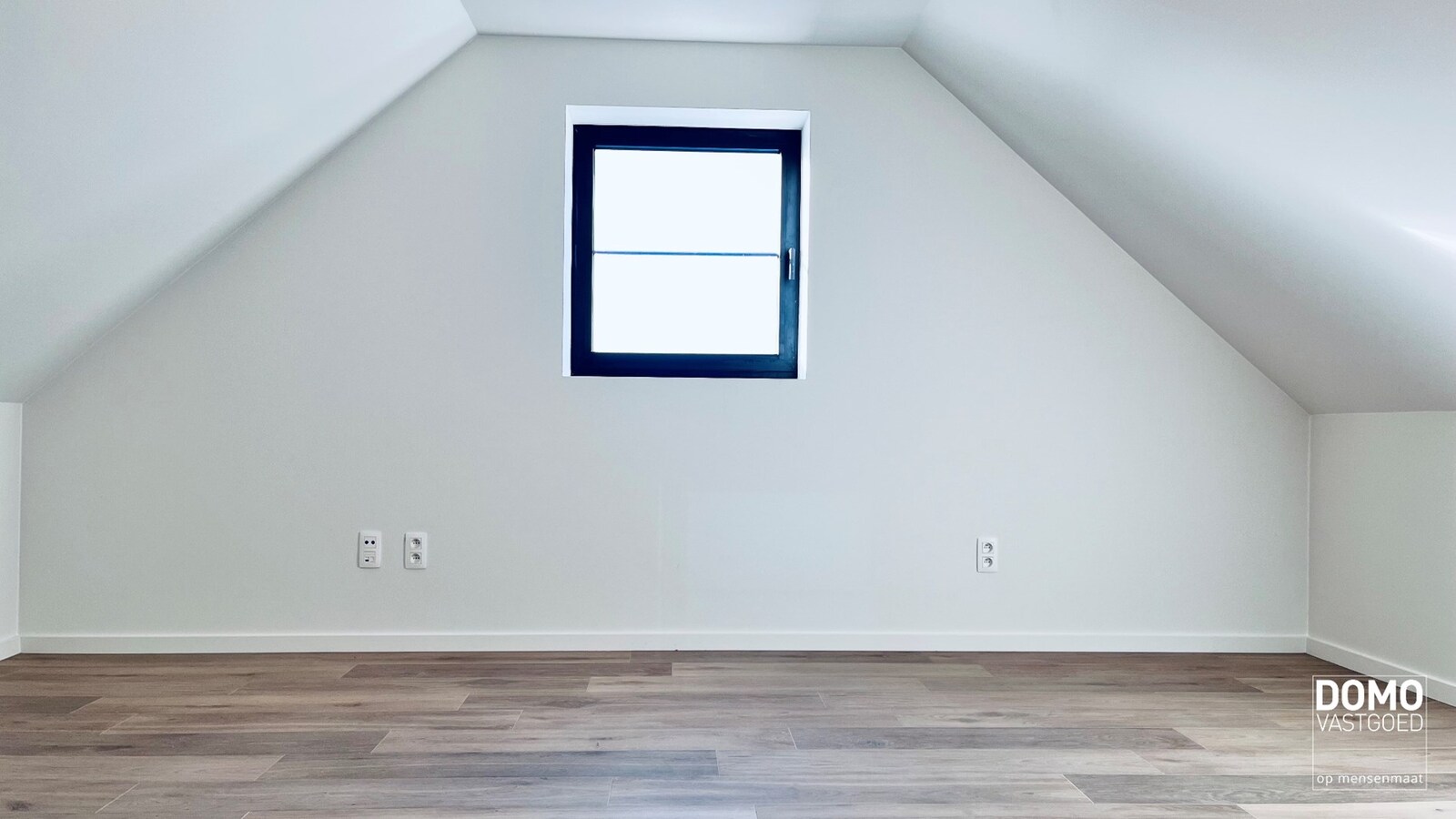 MODERNE EN ENERGIEZUININGE NIEUWBOUWWONING MET 4 SLAAPKAMERS IN LUMMEN 