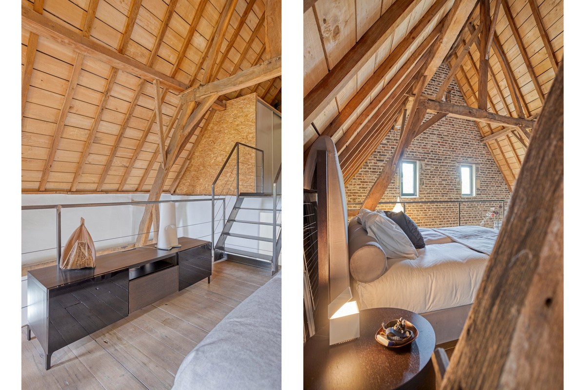 Eén van de slaapkamers, zwevend boven de woonkamer