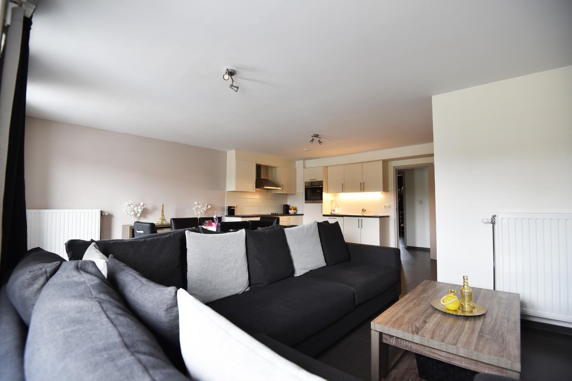 Appartement met 2 slpks, zonnig terras(sen) te Maldegem 