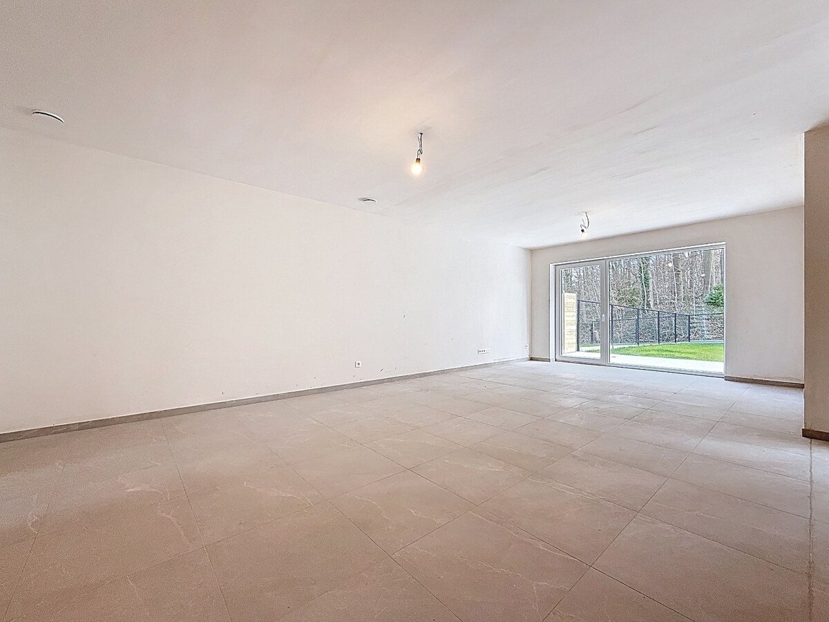 Piekfijn afgewerkte nieuwbouw BEN-woning te St-L-Houtem, 6% BTW mogelijk 