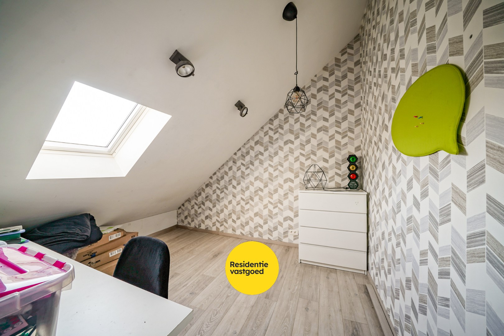 Instapklare gezinswoning met 4 slaapkamers en zonnige tuin in Bredene 