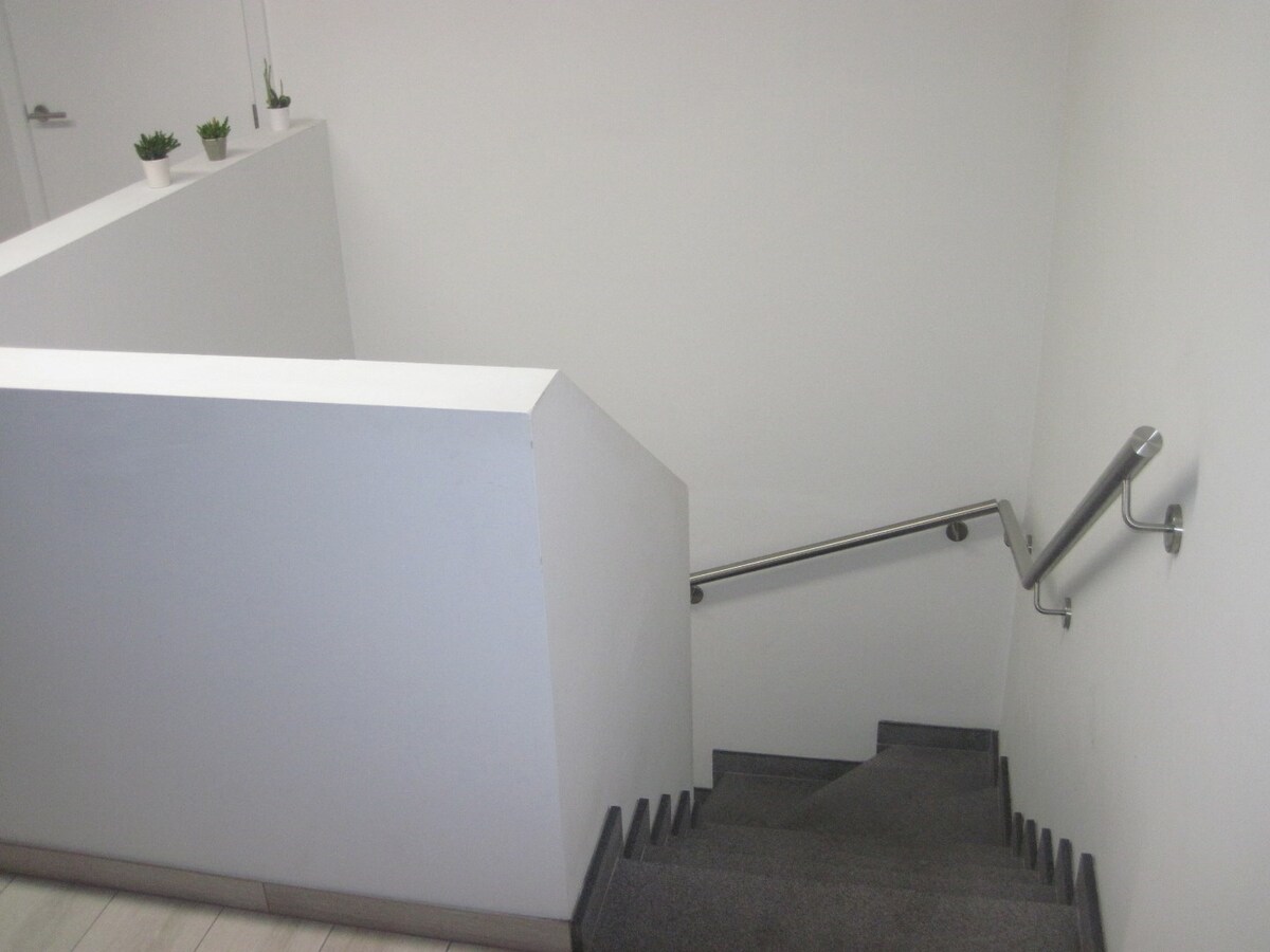 LUXUEUS 3-SLPK-APPARTEMENT  (zonder vaste kosten!). 