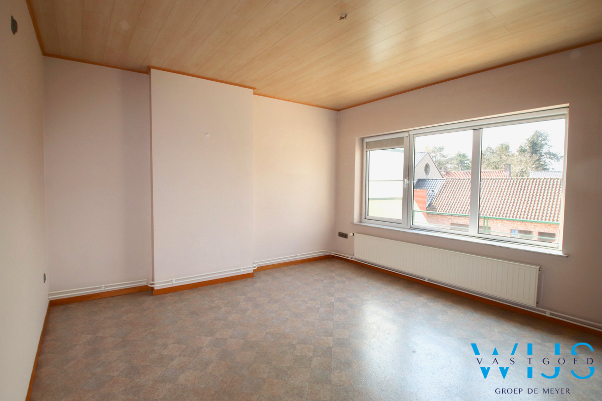 Ruim 2 slaapkamerappartement met zonneterras &amp; garage in hartje ERTVELDE! 