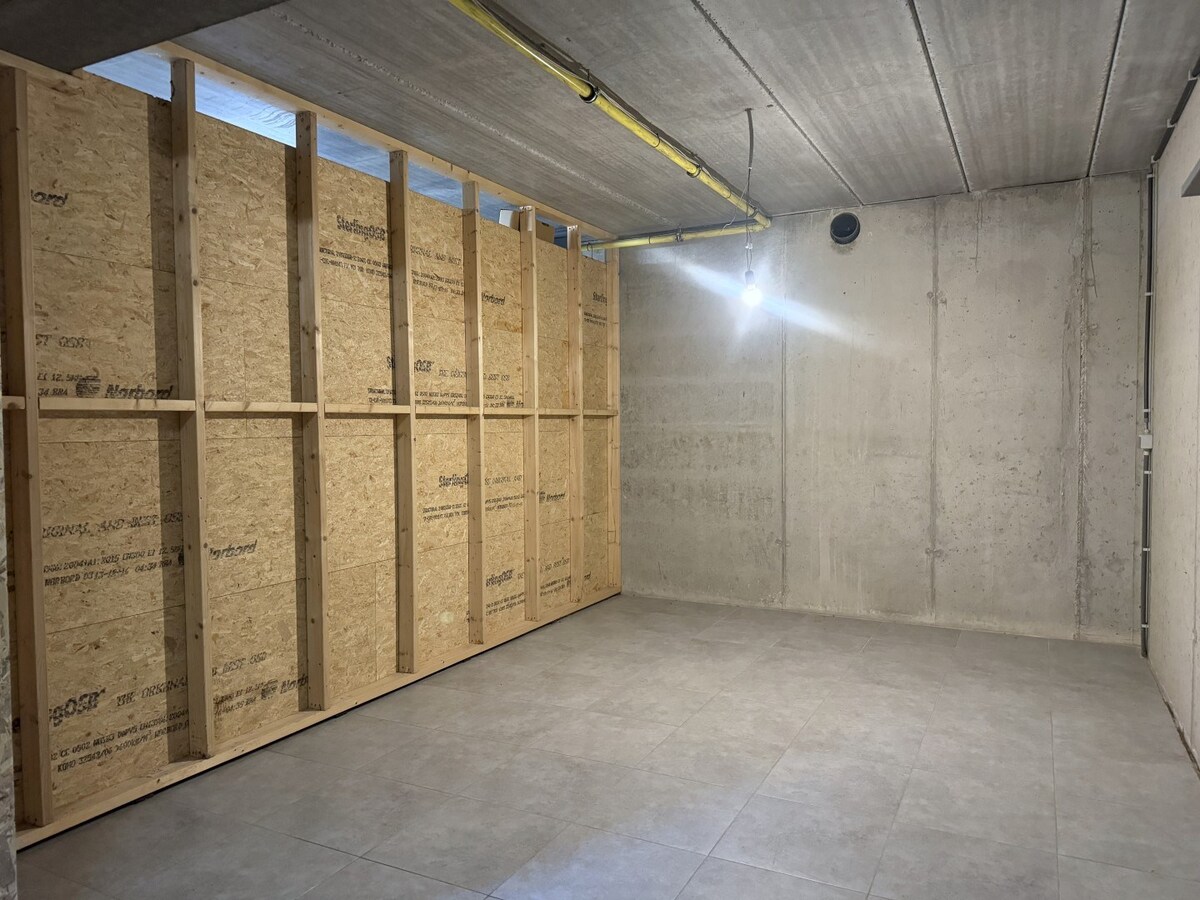 Winkelruimte verhuurd in Ravels