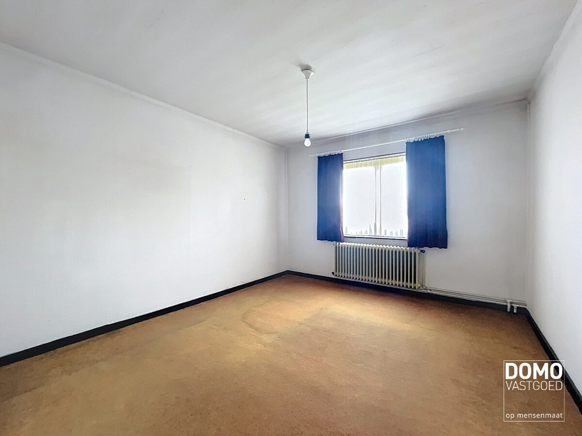 Authentieke open bebouwing met bijgebouwen en potentieel in Tuilt-Kuringen 