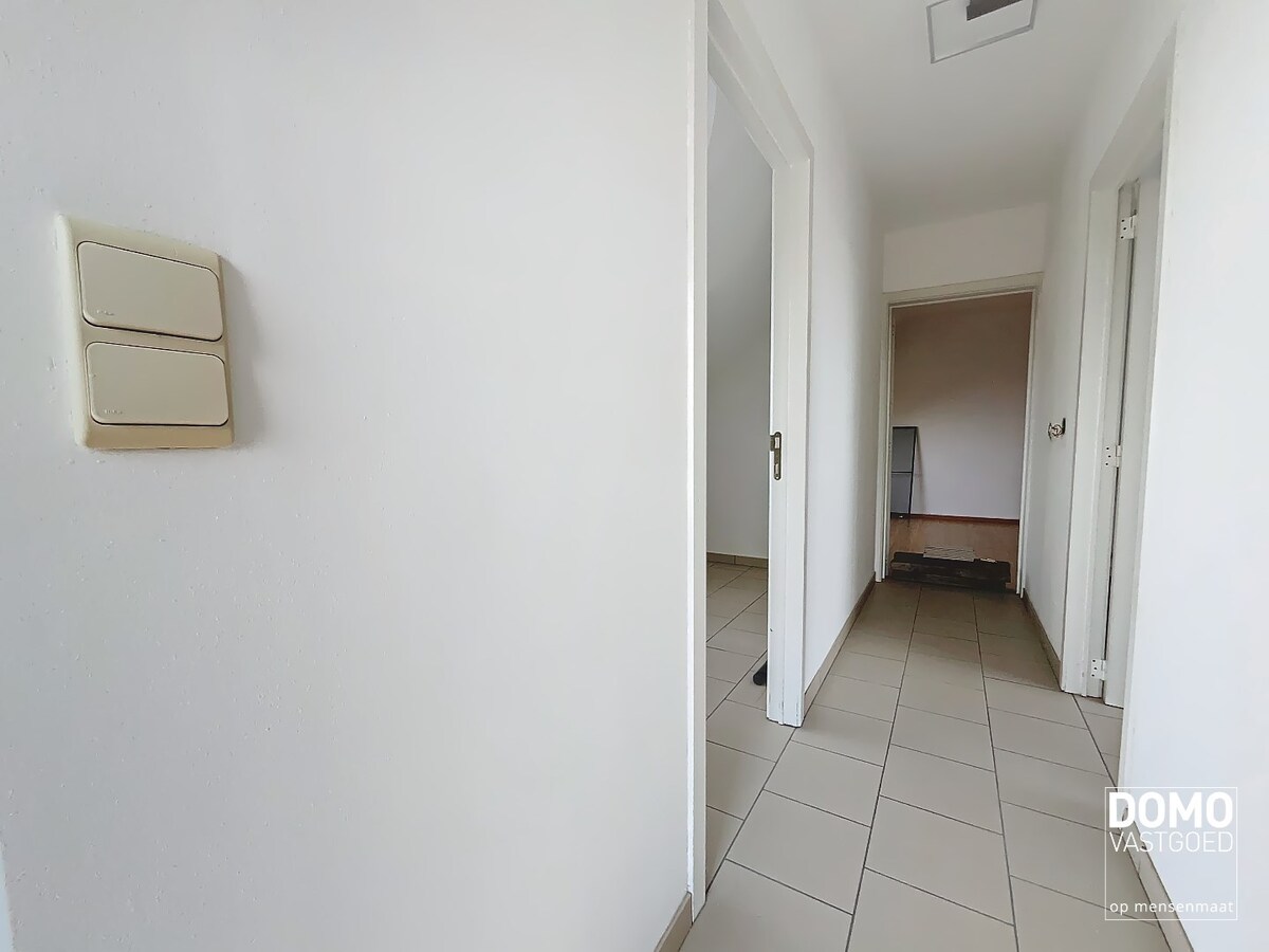 DUPLEX APPARTEMENT MET 2 SLAAPKAMERS EN 2 GARAGES TE DIEPENBEEK 