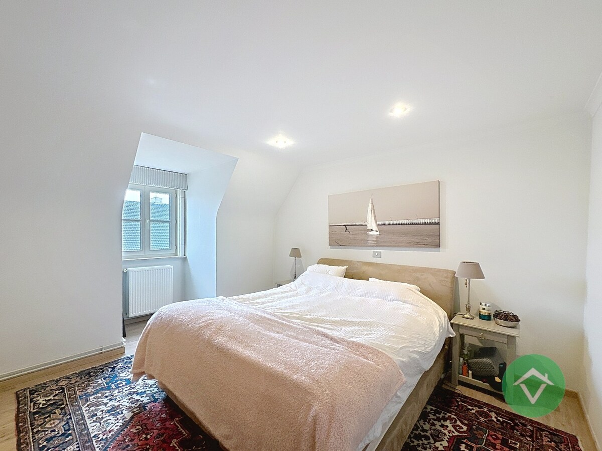 Exclusieve alleenstaande villa met zonnige tuin in een gegeerde woonomgeving te Koekelare 