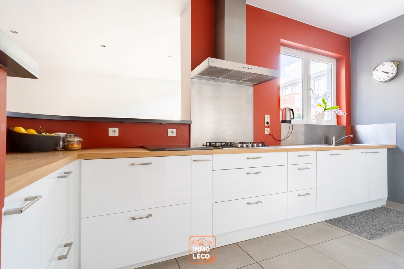 Grande maison avec surface commerciale, en plein centre-ville, COUP DE COEUR absolu ! 