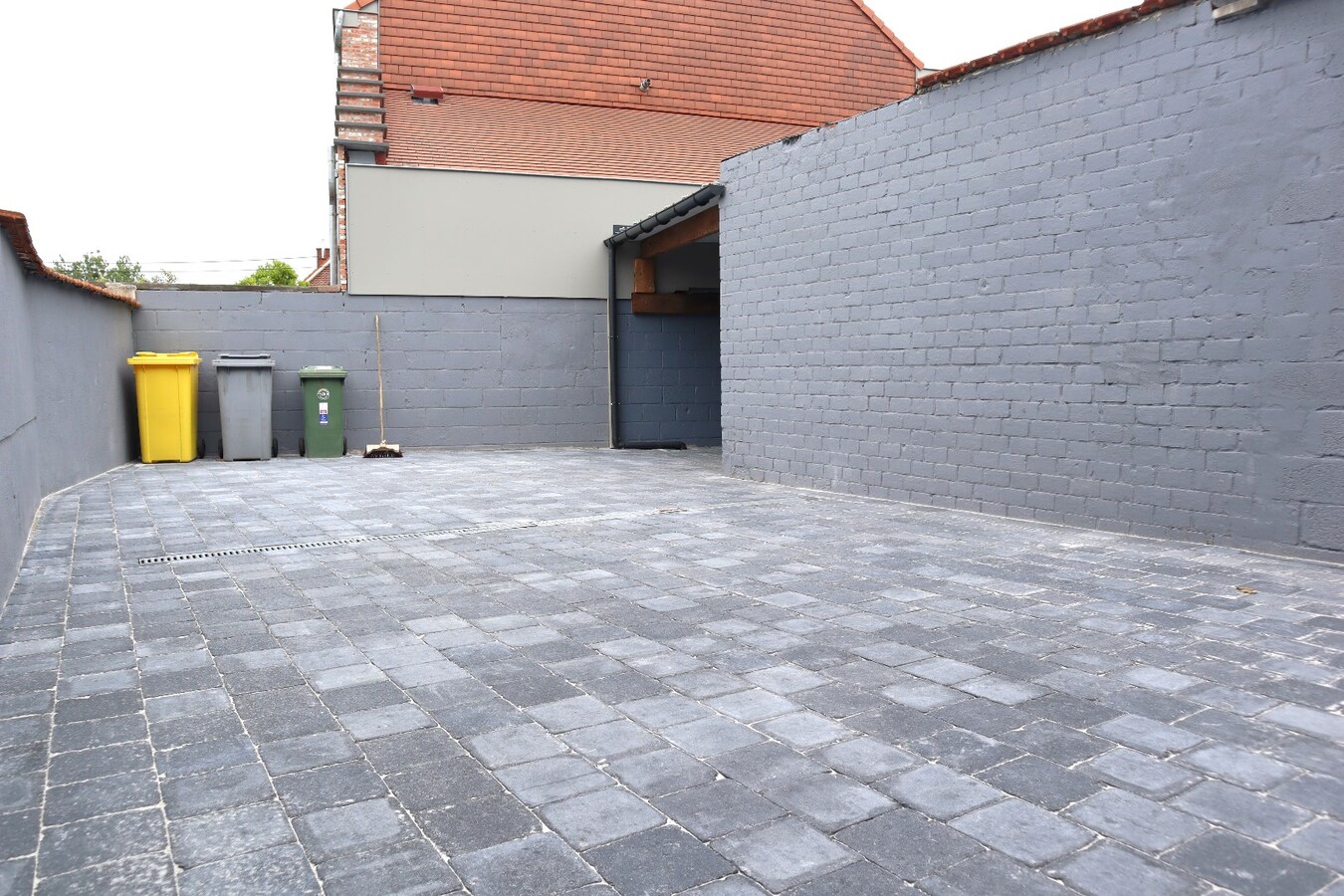 Prachtig gerenoveerde rijwoning met 4 slaapkamers te Bierbeek 