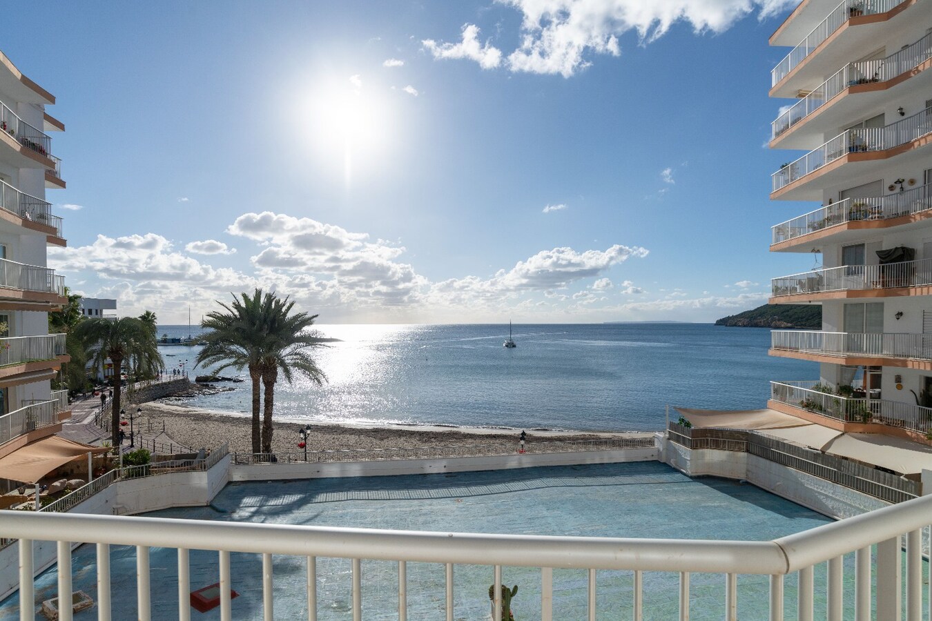 Te koop gebouw - Santa Eulària des Riu