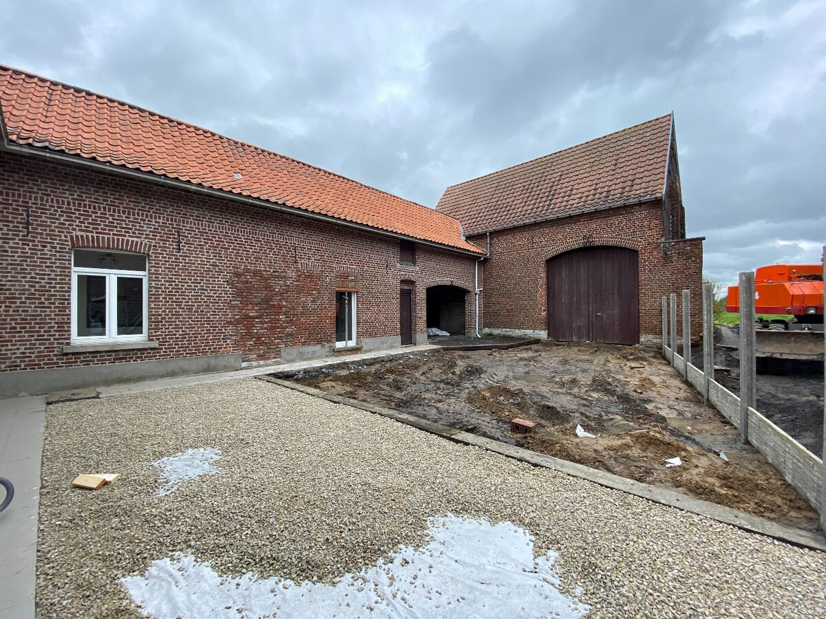 Maison plain-pied fraîchement rénovée à Kain ! 