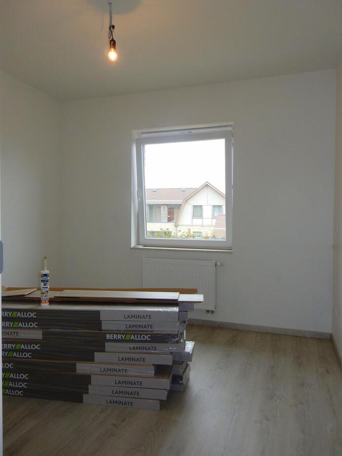 Mooie nieuwbouwwoning met 4 slaapkamers en garage 