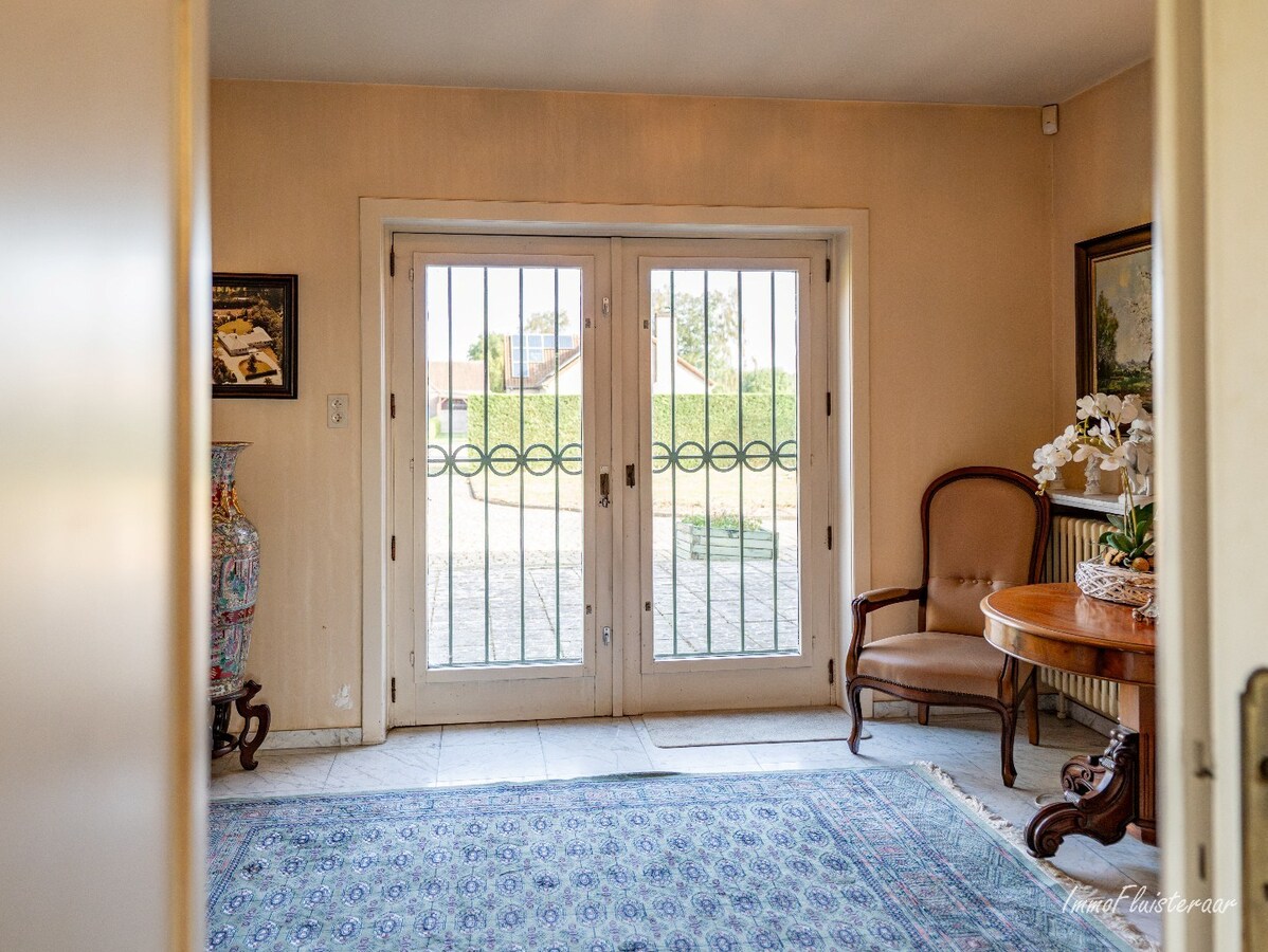 Goed gelegen ruime villa met weiland 