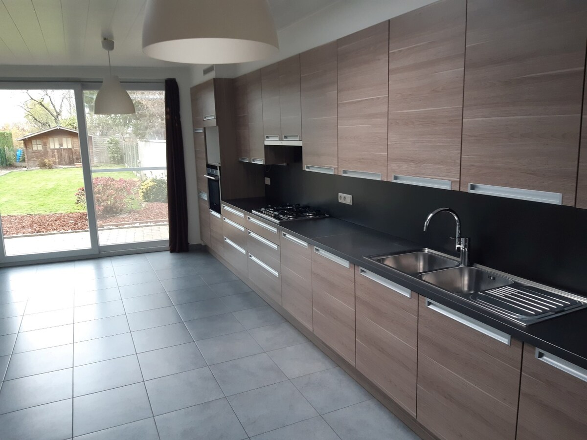 Stijlvolle woning in Eke-Landuit. 