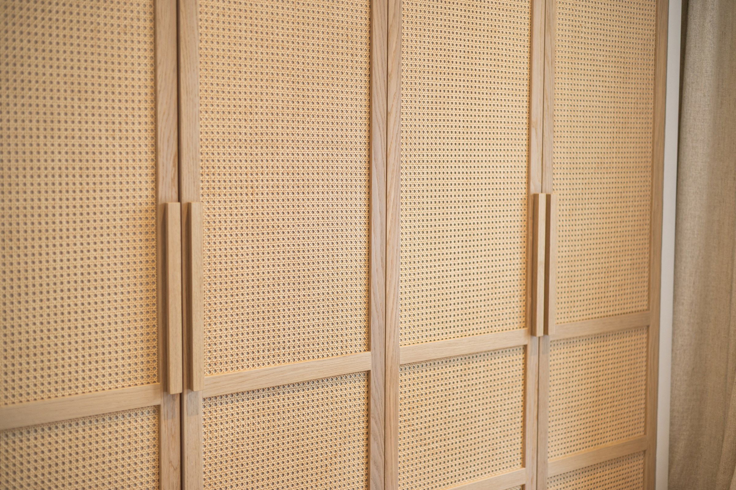 Appartement de 3 chambres entièrement rénové, idéalement situé près de la digue et du casino à Knokke. 