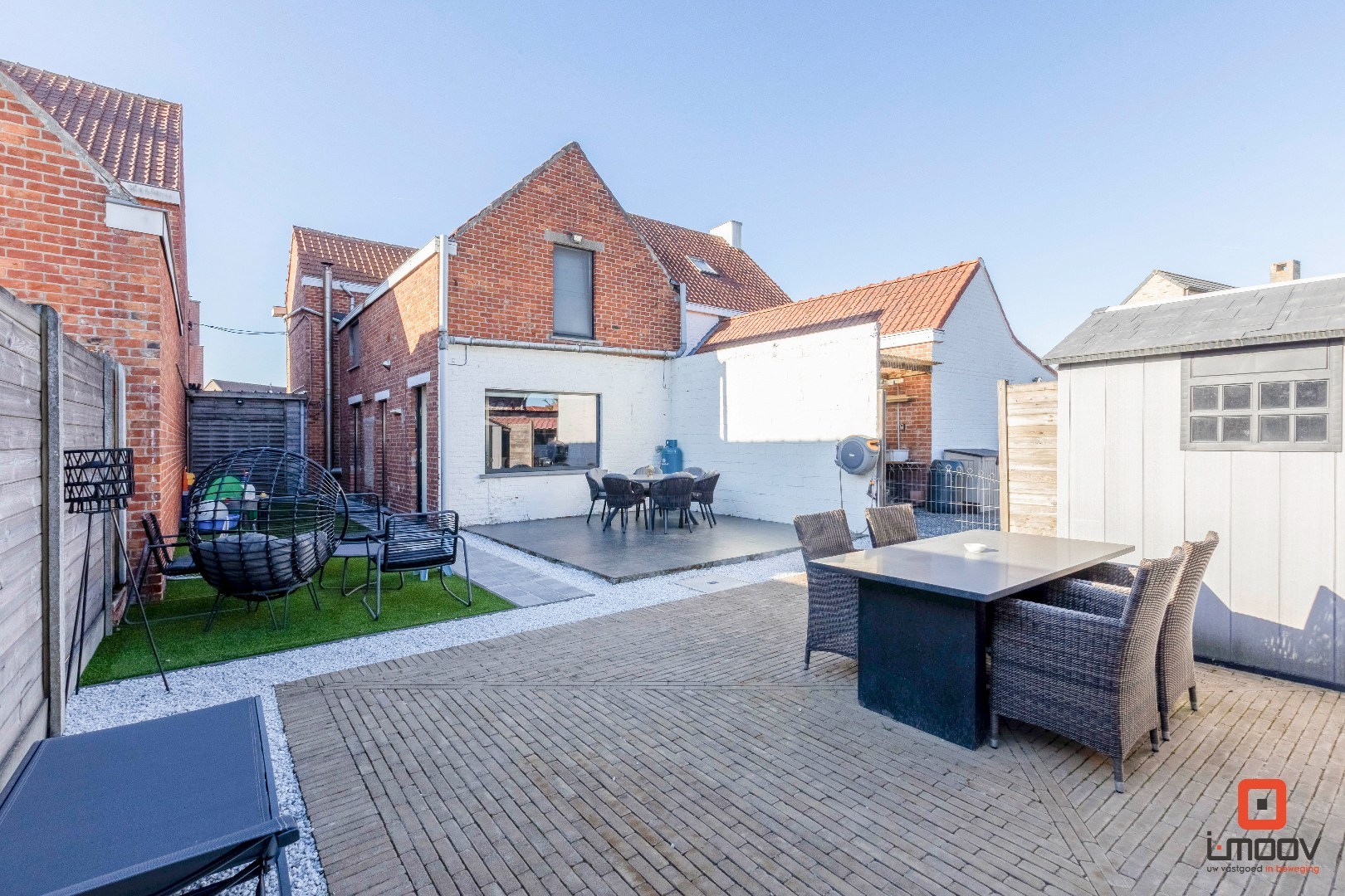 Instapklare woning met tuin in rustige buurt 