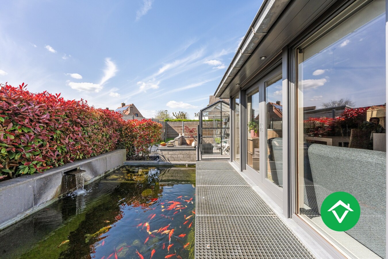 Alleenstaande woning met 5 slaapkamers en garage te Torhout 