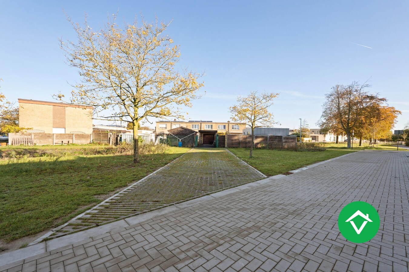 Gezinswoning met 4 slaapkamers  in rustige woonwijk te Roeselare 