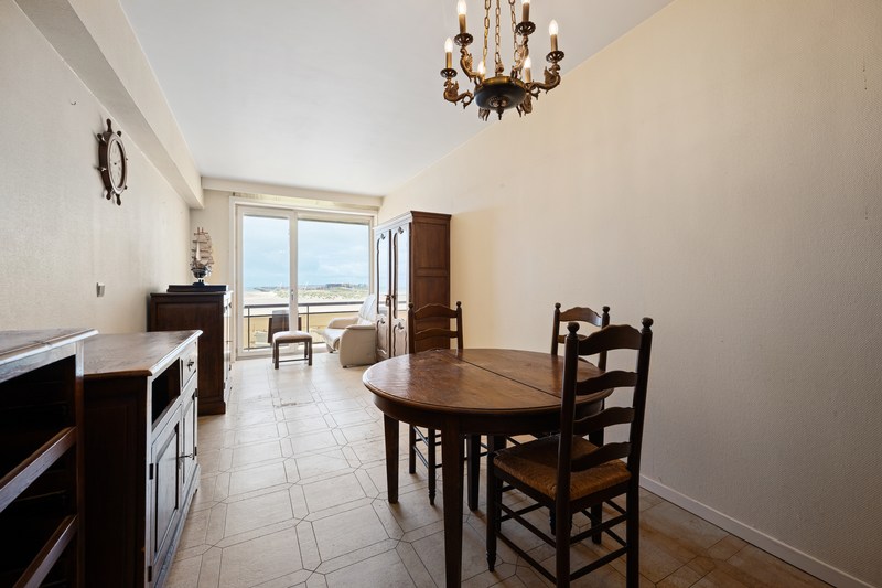 Appartement d'une chambre à rénover sur la digue de Zeebrugge 