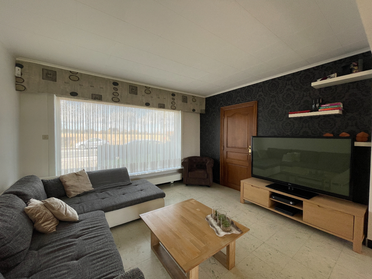 Woning met 3 slaapkamers en tuin te Roeselare! 