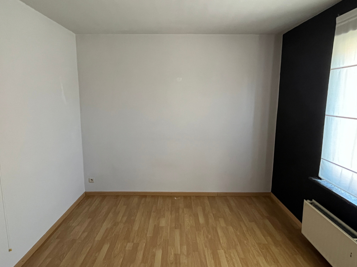 Ruim 2-slpk-appartement mét terras te Gavere-Asper 