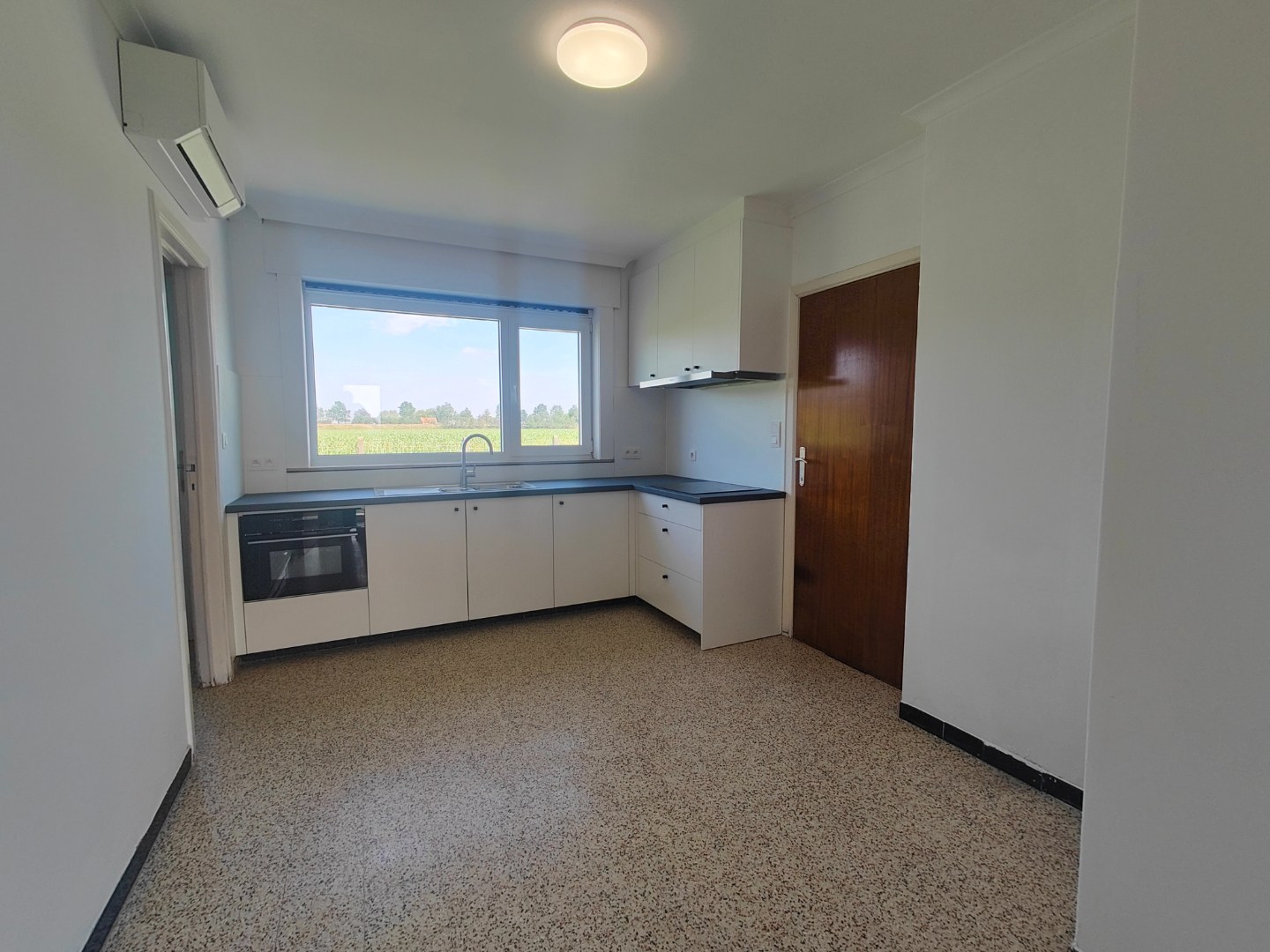 Landelijke woning op rustige ligging met 3 slaapkamers 