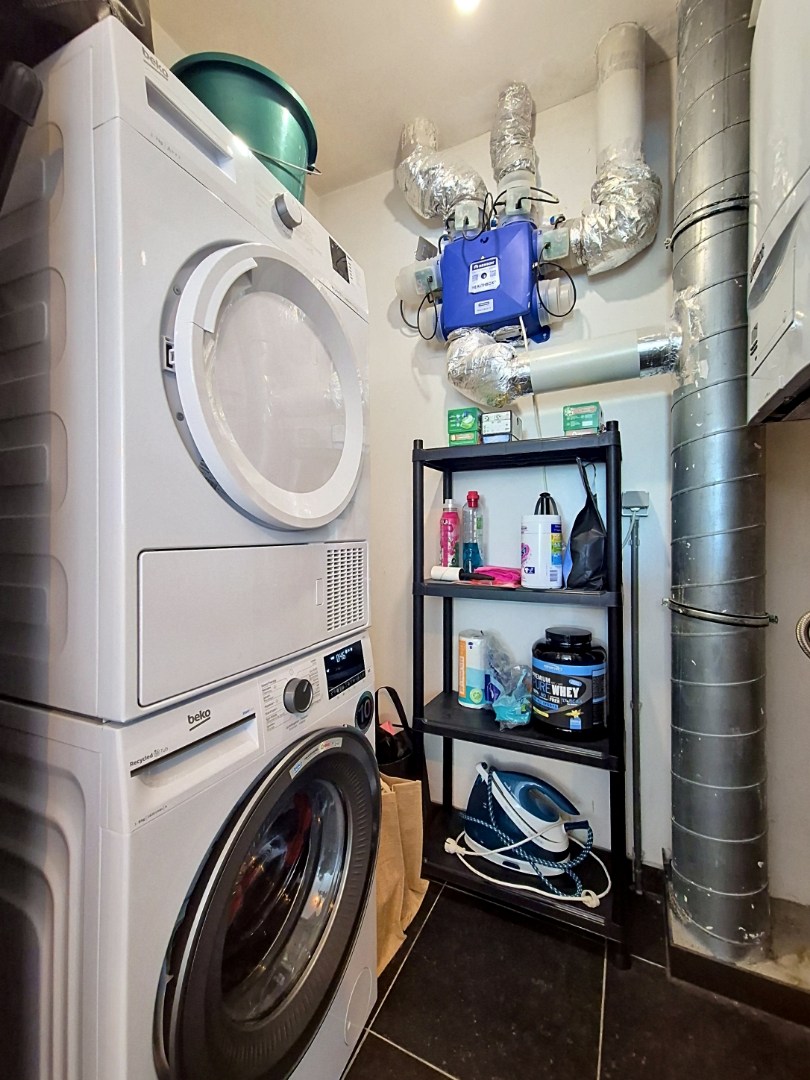 Appartement met 2 slpks, 2 terrassen en autostandplaats 