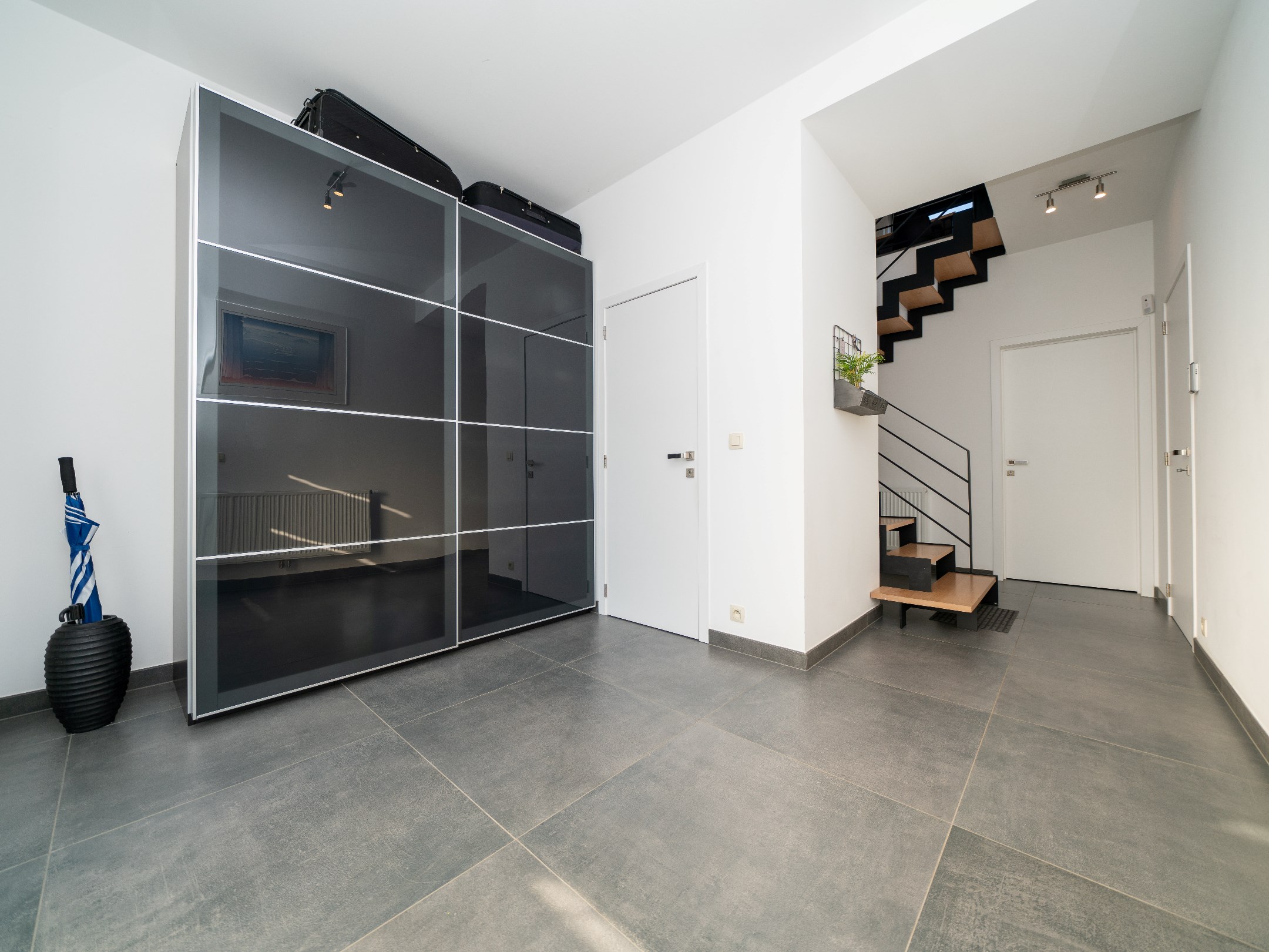 Nouvelle construction 3 chambres, 3 sdb et garage 