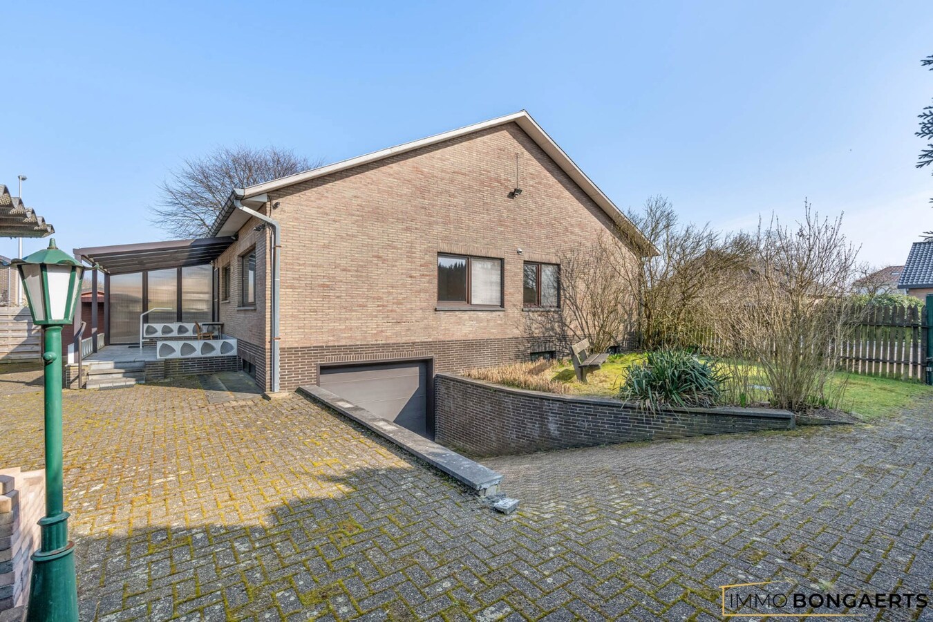 Ruime woning met drie slaapkamers 