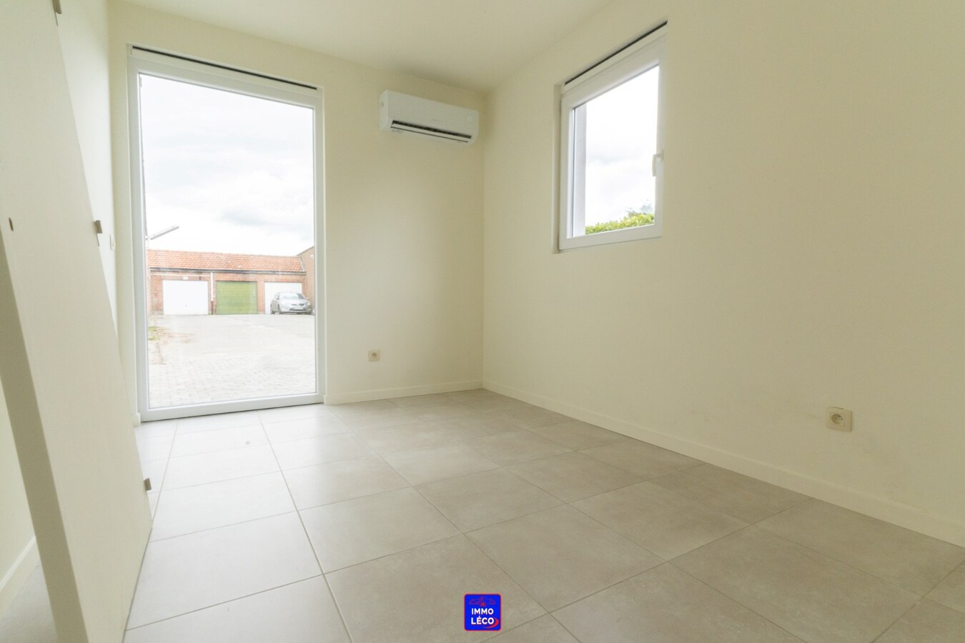 Appartement neuf rez-de-chaussée avec terrasse, idéal investisseurs ! 