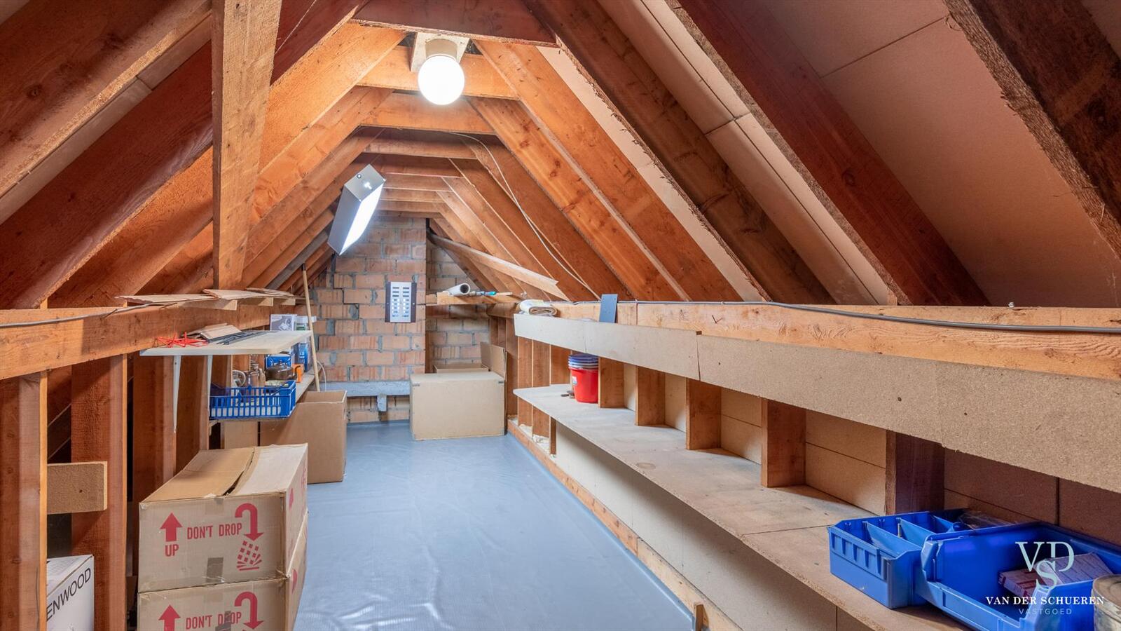 Zeer energiezuinige villa met unieke ligging (Kruisembos). 