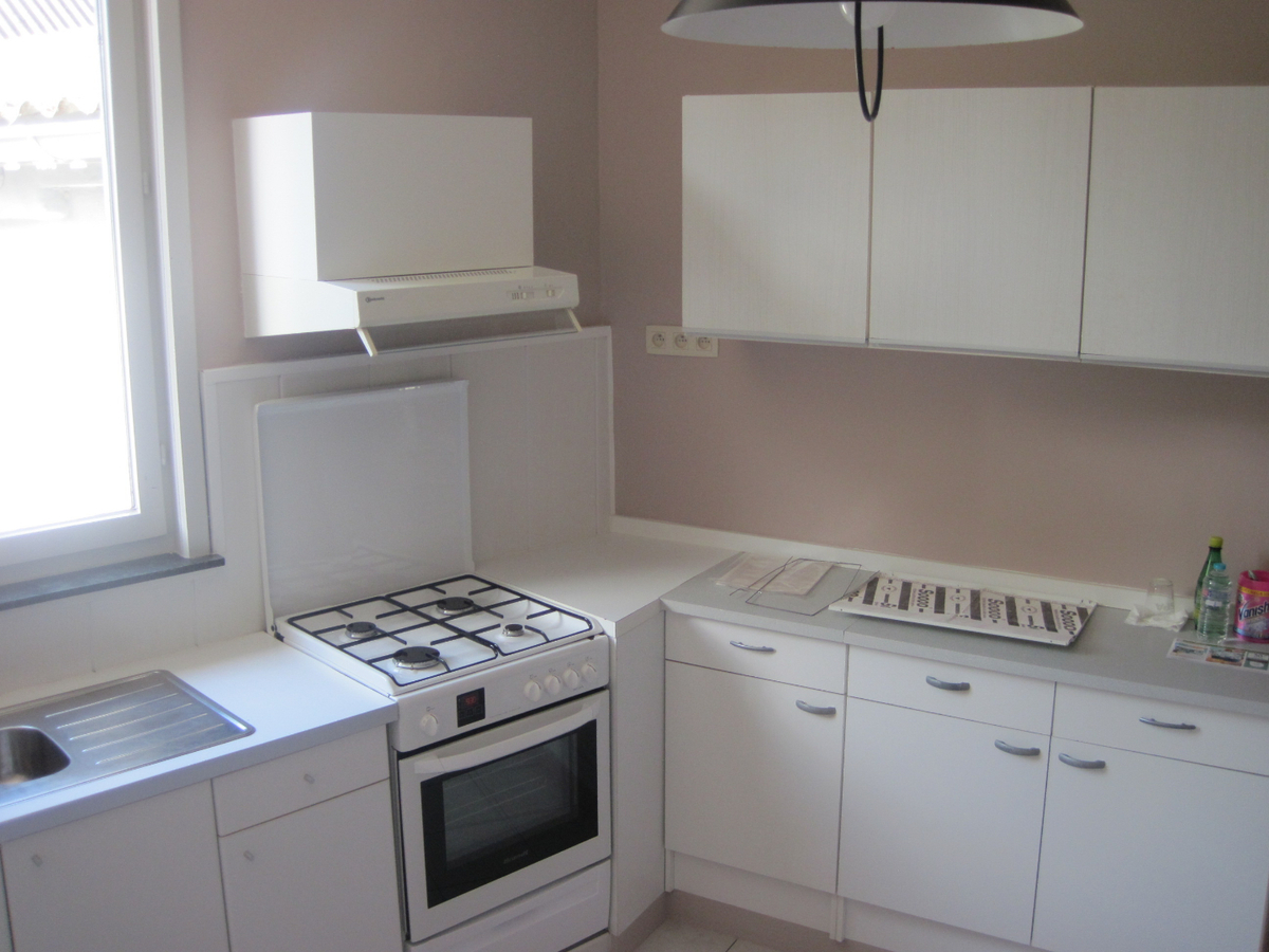 Praktische, goed onderhouden woning met tuin. 