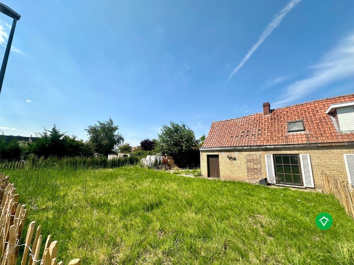 Renovatie- en/of nieuwbouwproject op een rustige ligging te Koekelare 