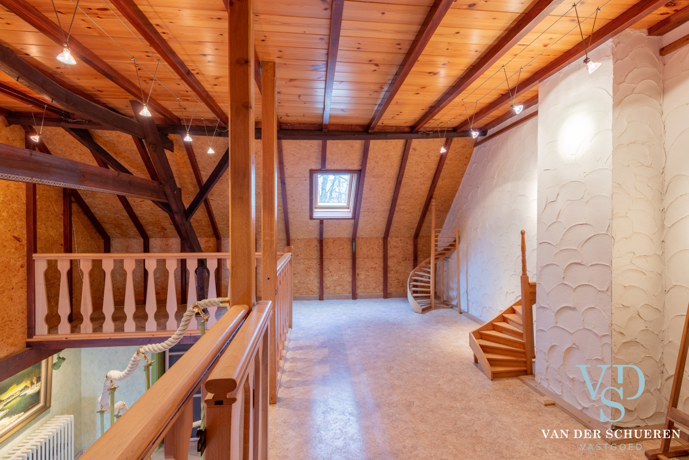 Exceptioneel gelegen eigendom in Makkegem. 