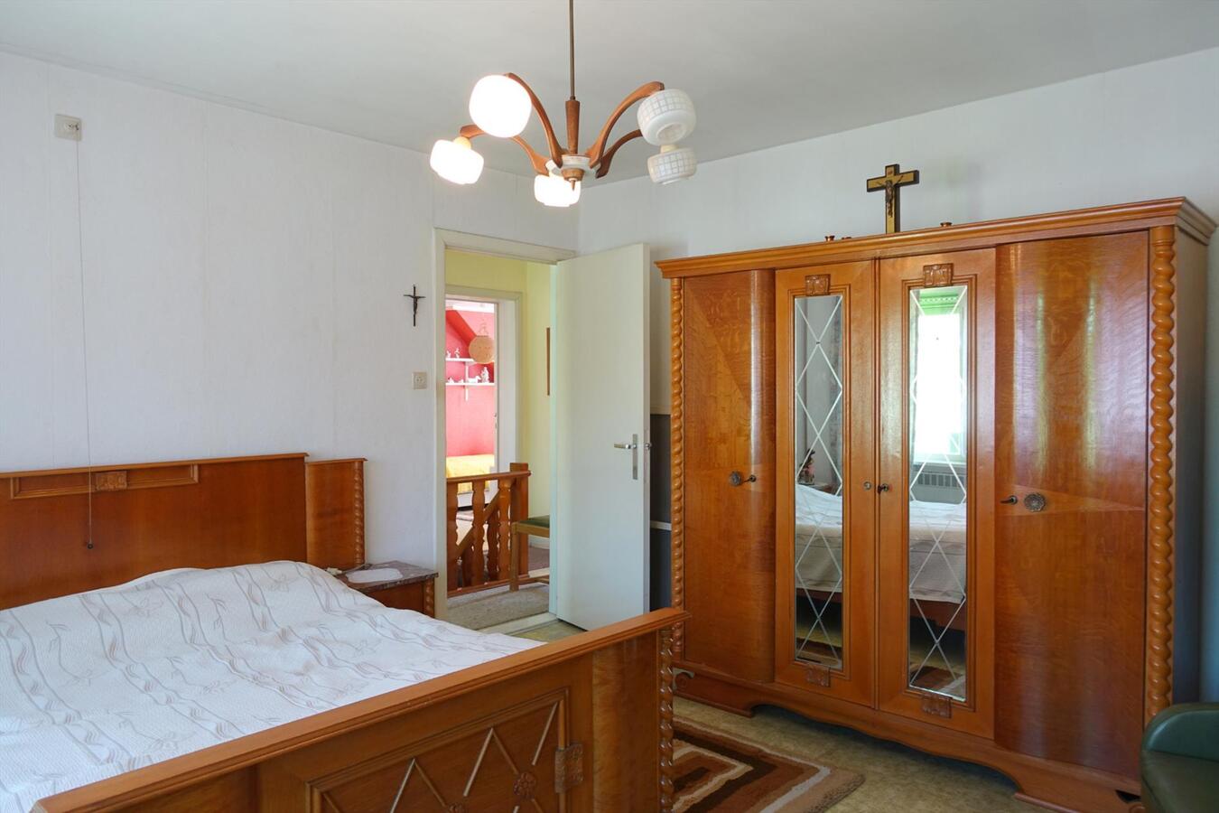 Ruime rijwoning met garage 