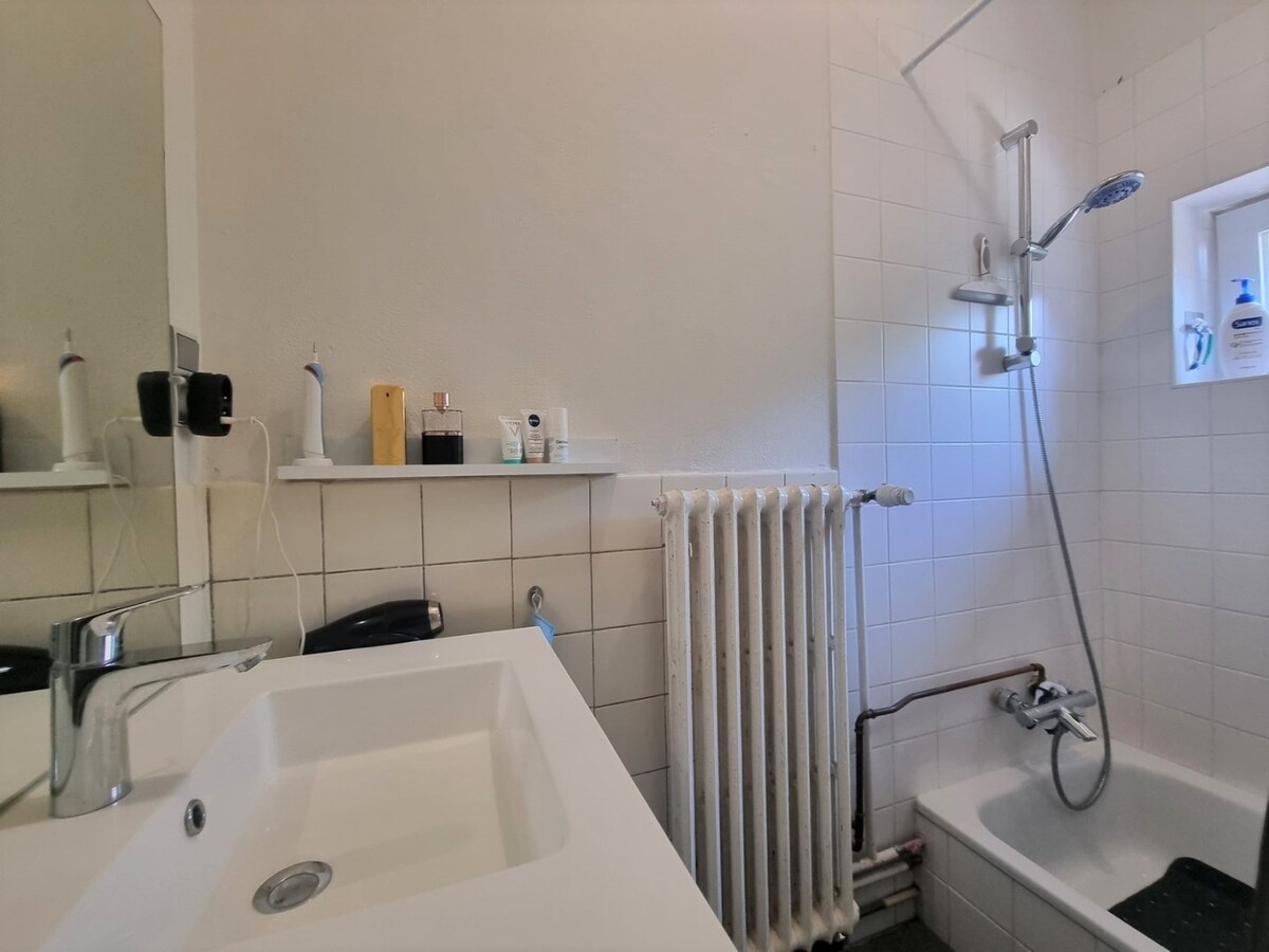 Hoekappartement met tuin en garage - Heist 