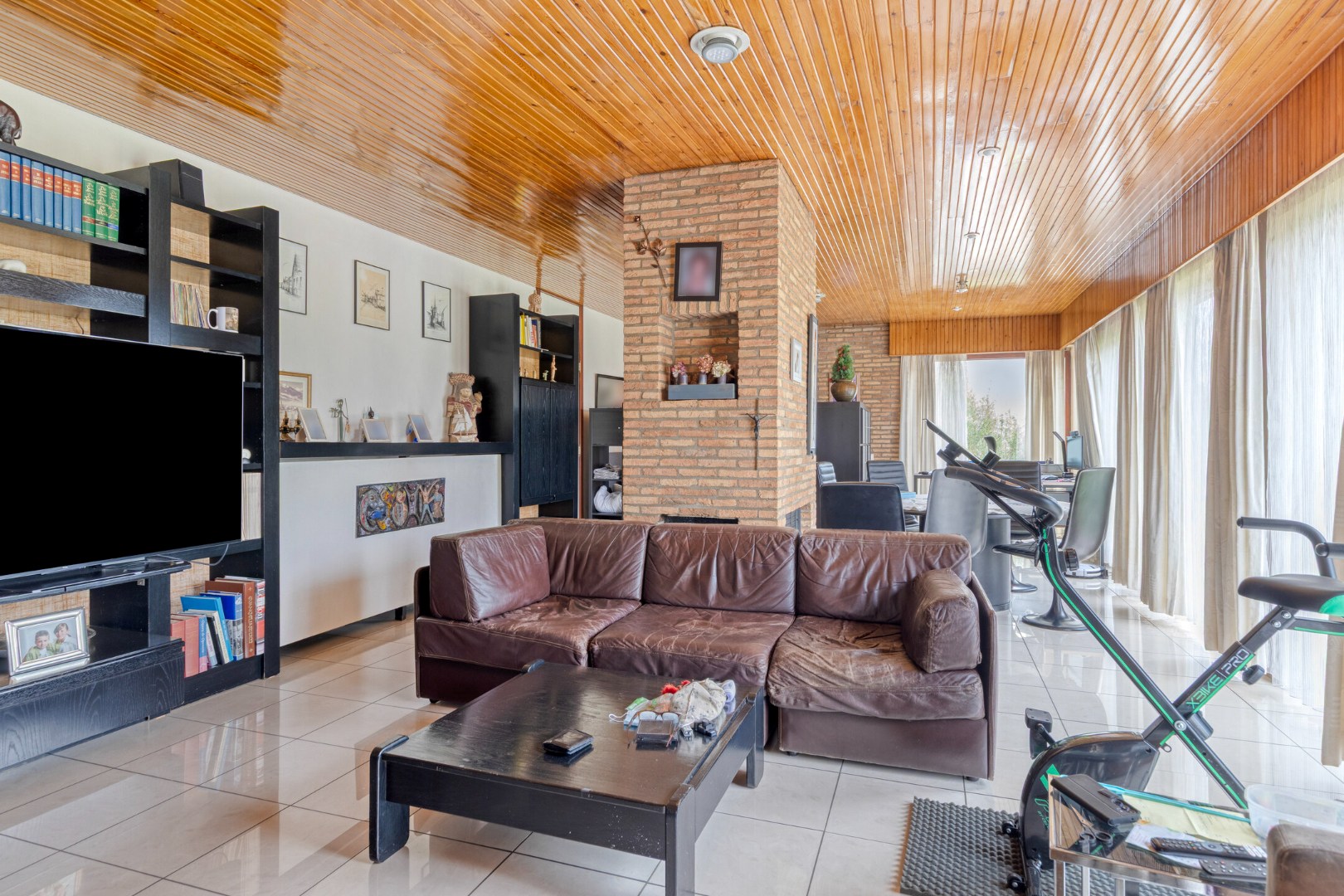 Ruime gezinswoning met 4 slpk. op een perceel van 3.206 m² in Geel 