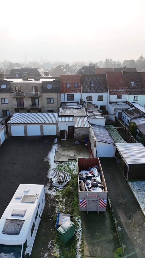 Woning met 4 slaapkamers en parkeerplaatsen te Gistel 
