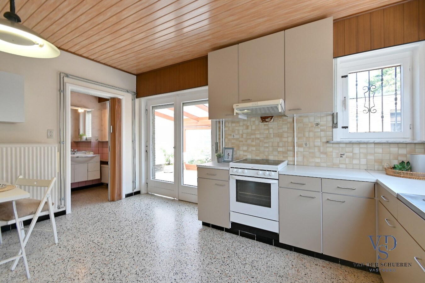 Ruime Half Open Bebouwing in rustige buurt 