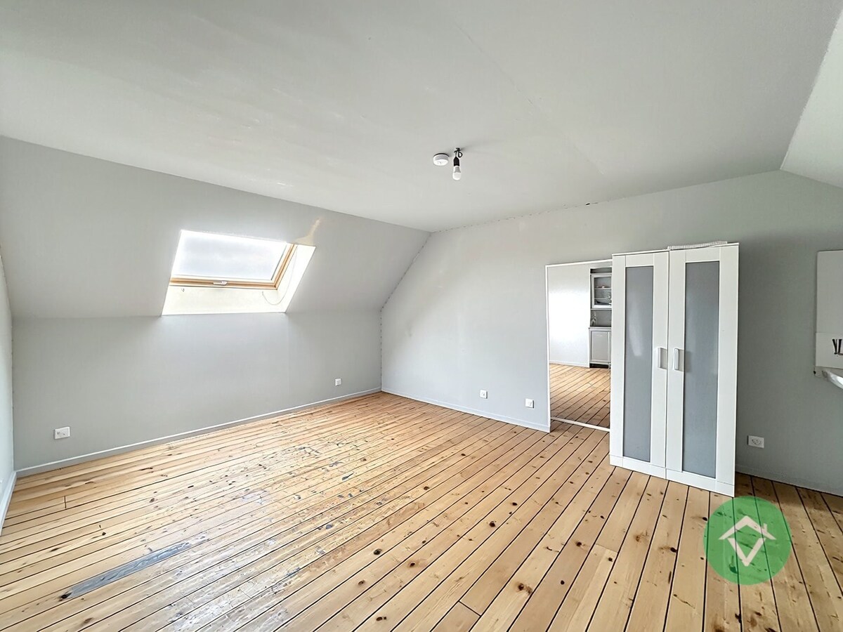 ENERGIEZUINIGE EN KARAKTERVOLLE WONING MET 4 SLAAPKAMERS OP TOPPLIGGING TE GENT 