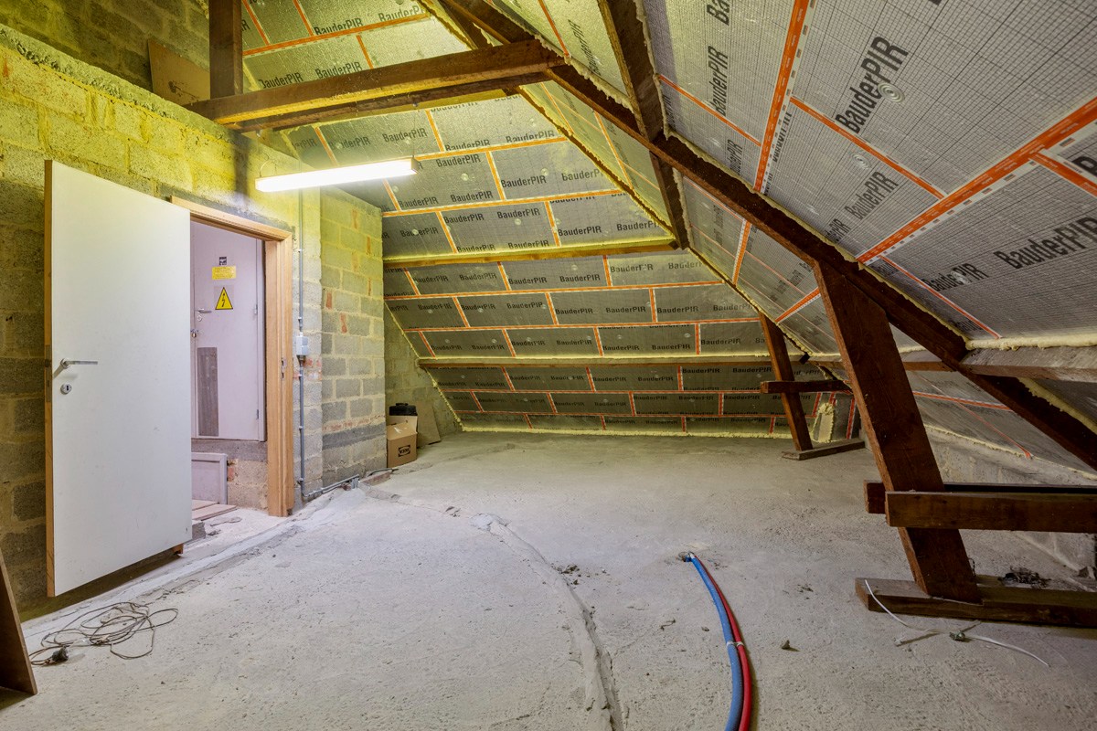 Appartement met 2 slaapkamers, 3 terrassen, garagebox en kelderberging in Kessel-Lo! - EPC 168 kWh/m² - bewoonbare opp. 67 m² 