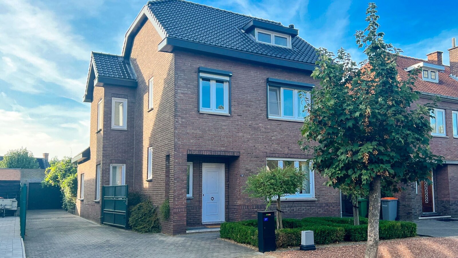 Instapklare woning op 515 m² toplocatie in Lanaken 