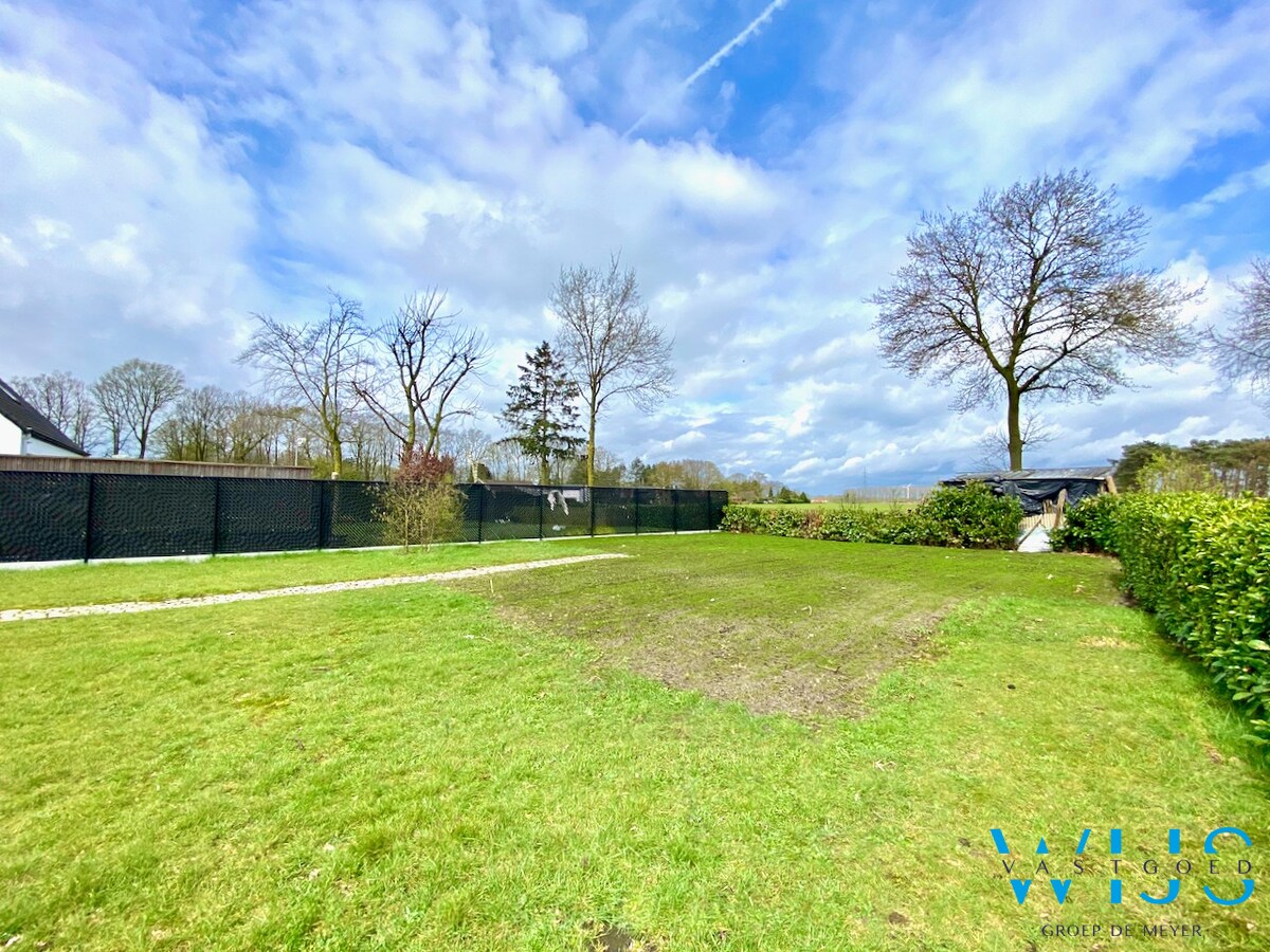 Landelijk gelegen woonhuis op 902m² te ERTVELDE ! 