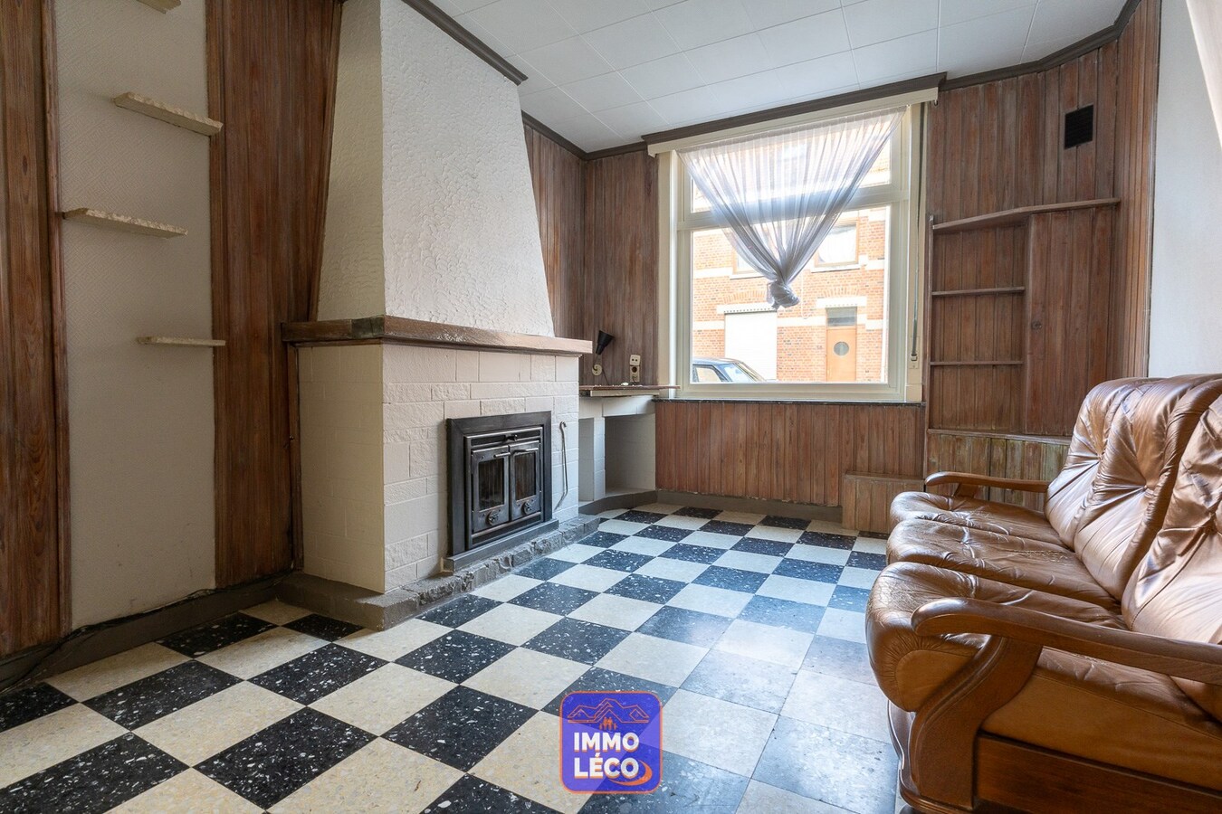 Maison avec jardin dans une rue calme, excellent potentiel ! 