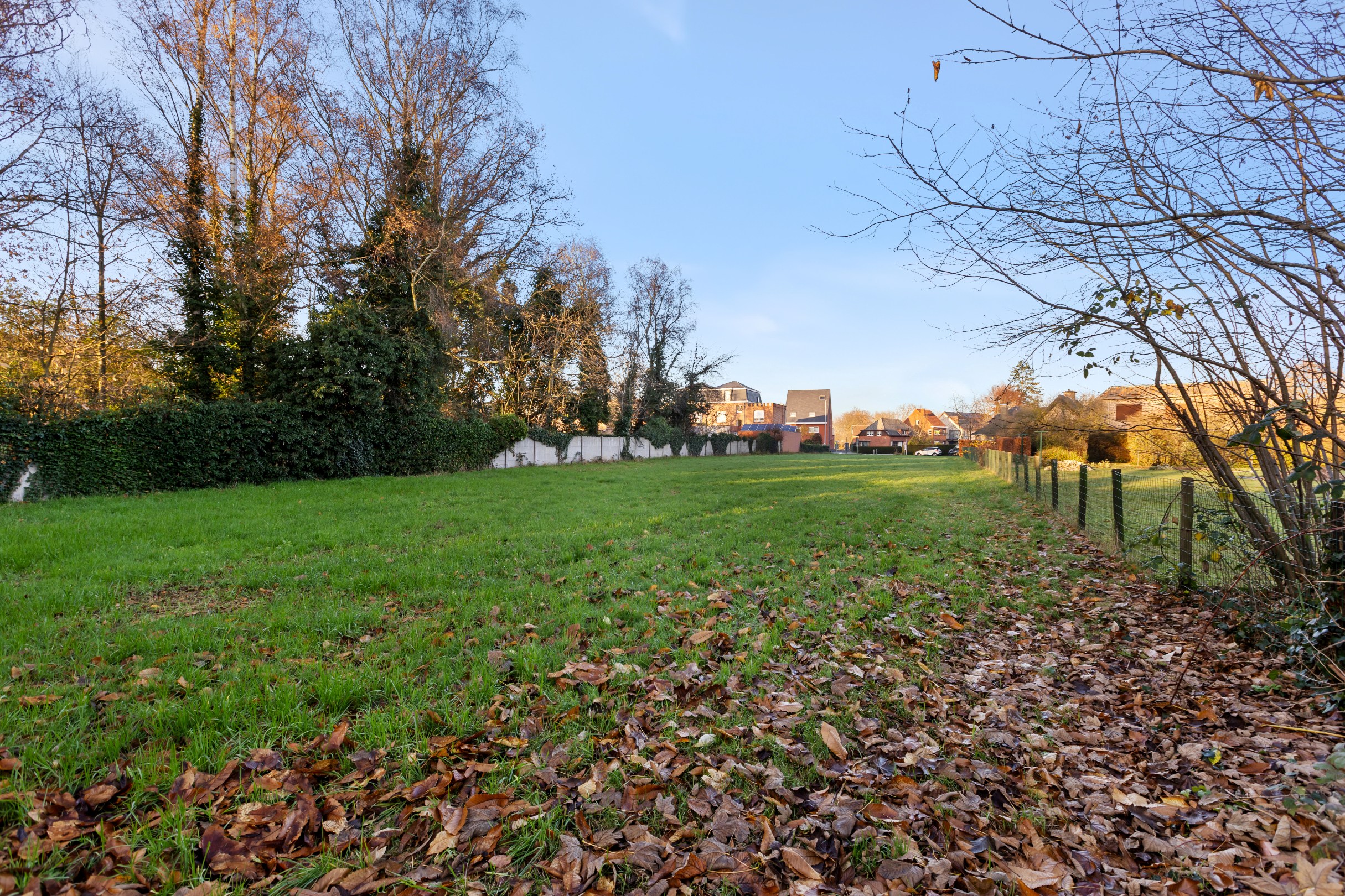 Uniek perceel bouwgrond voor open bebouwing 