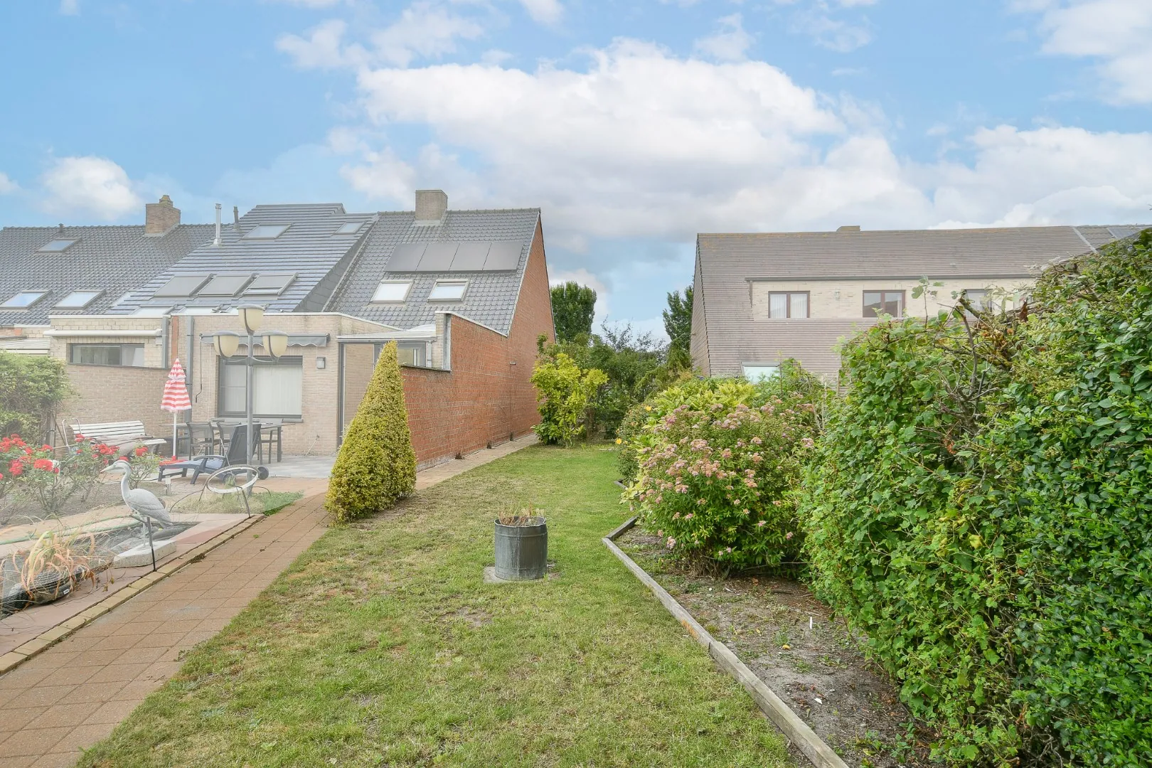 Perceel bouwgrond voor gesloten bebouwing - rijwoning