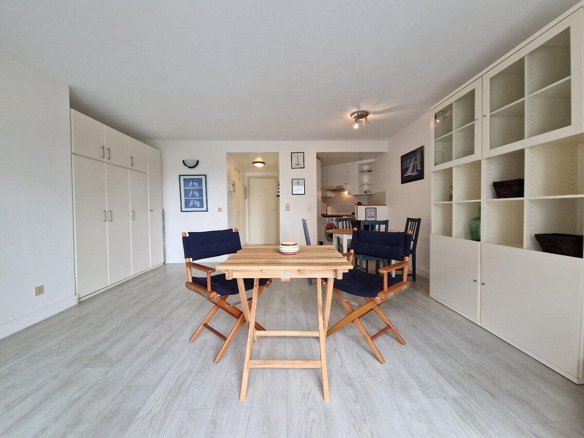 Gemütliches Studio in der Nähe der Strandpromenade in Nieuwpoort! 
