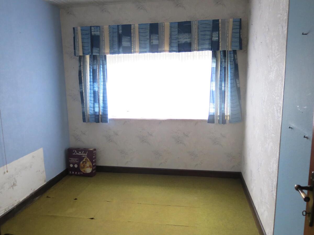 Commercieel gelegen, vrijstaande woning op perceel van 834m² 