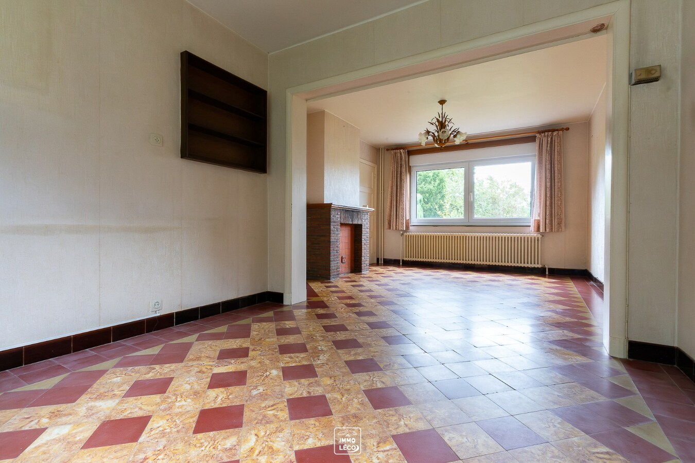 3 façades avec garage, jardin, excellent potentiel, secteur "La Coquinie" ! 