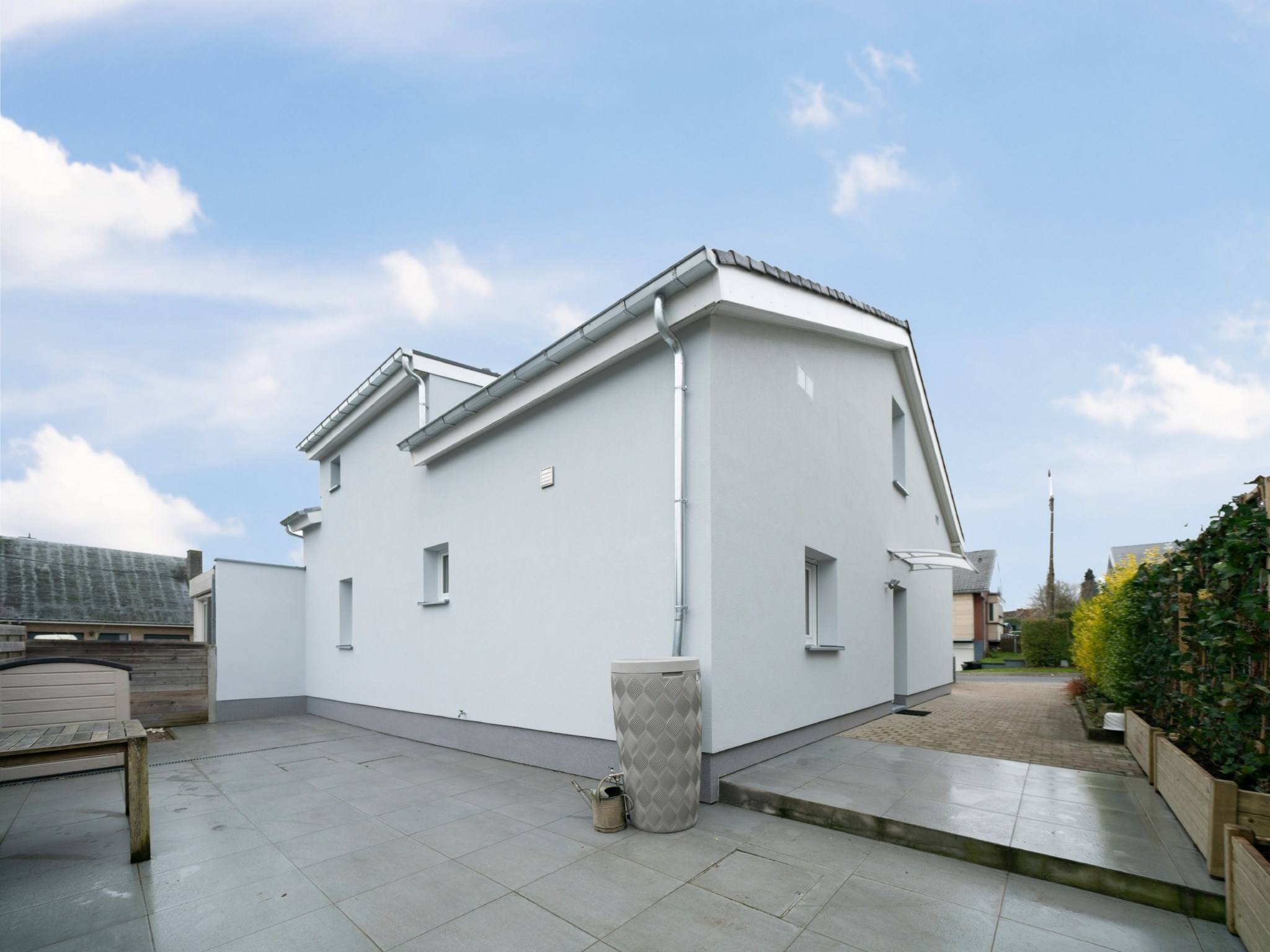 Recent gerenoveerde woning met 4 kamers en 2 badkamers 